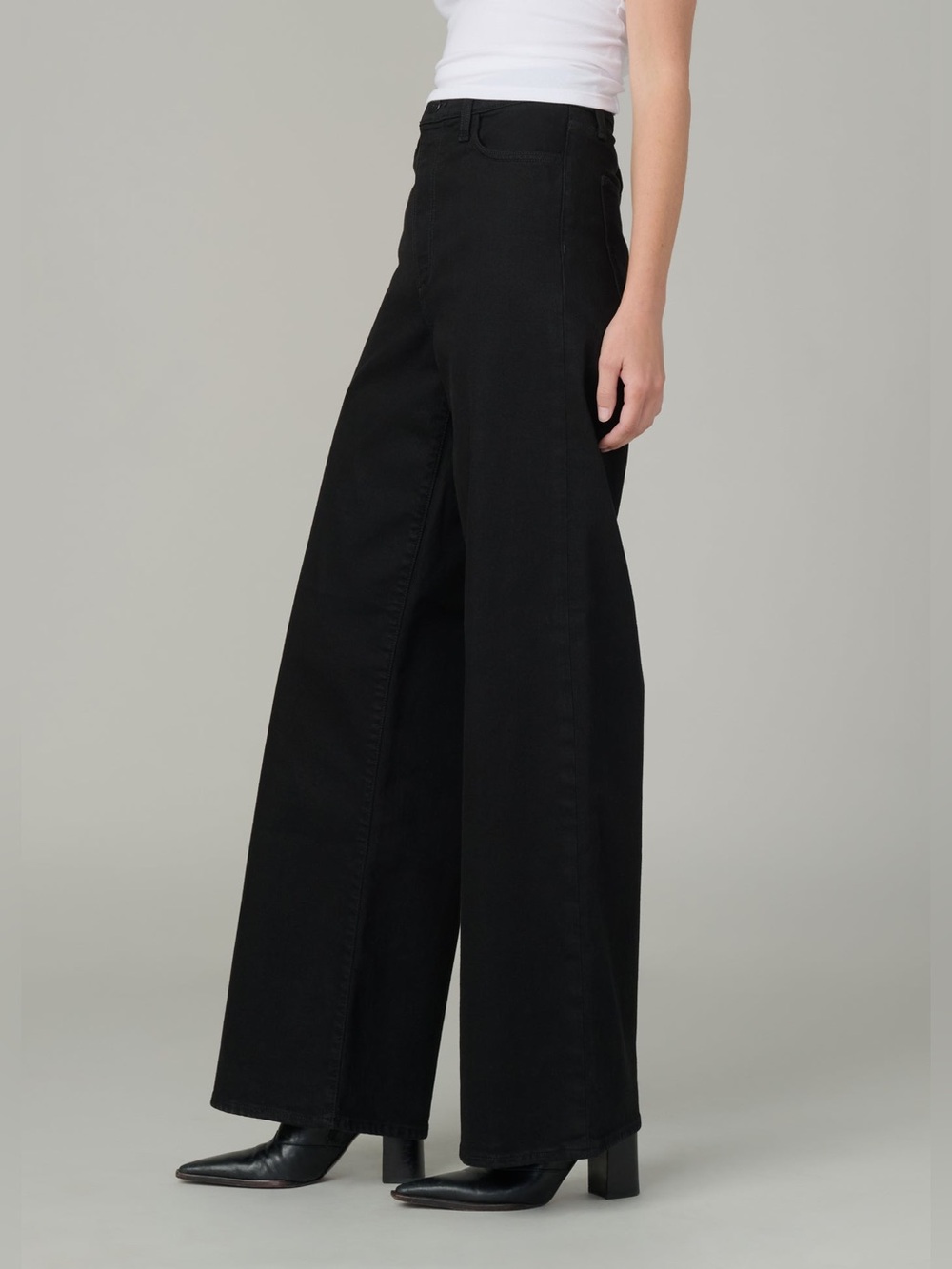 NWT Joe’s Jeans The Mia Petite High Rise Wide Leg Jeans in Black, Size 26 - Picture 3 of 13